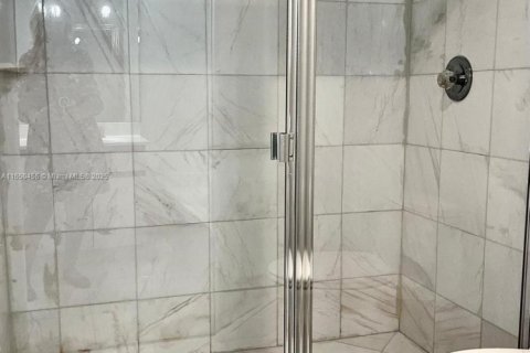Купить кондоминиум в Авентура, Флорида 2 спальни, 109.72м2, № 1332779 - фото 8