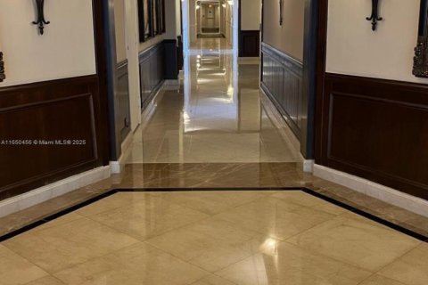 Купить кондоминиум в Авентура, Флорида 2 спальни, 109.72м2, № 1332779 - фото 26