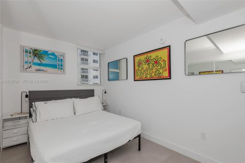 Condo in Miami Beach, Florida, 1 bedroom № 2087606 - photo 20