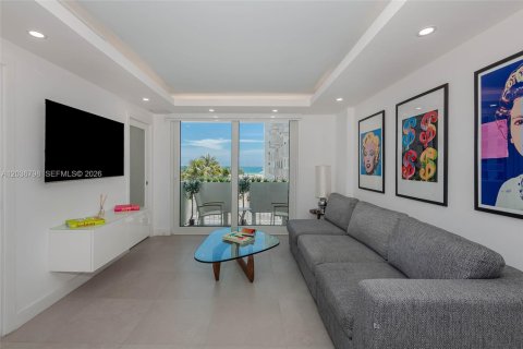 Condo in Miami Beach, Florida, 1 bedroom № 2087606 - photo 7