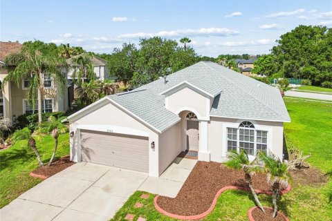 Casa en Wesley Chapel, Florida 4 dormitorios, 169.55 m2 № 2140475