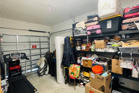 Adosado en venta en Miami, Florida, 3 dormitorios, 157.47 m2 № 2011278 - foto 7