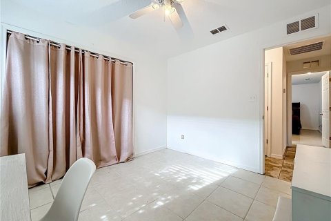 Casa en venta en Mount Dora, Florida, 4 dormitorios, 125.7 m2 № 1903714 - foto 22