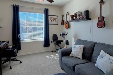 Townhouse in Wesley Chapel, Florida 3 bedrooms, 155.43 sq.m. № 2420365 - photo 18