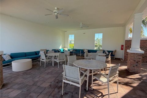 Townhouse in Wesley Chapel, Florida 3 bedrooms, 155.43 sq.m. № 2420365 - photo 30