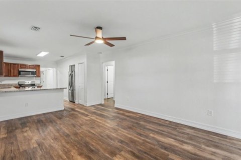 Villa ou maison à vendre à Lakeland, Floride: 4 chambres, 144.83 m2 № 2199544 - photo 7
