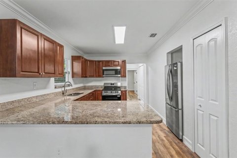 Villa ou maison à vendre à Lakeland, Floride: 4 chambres, 144.83 m2 № 2199544 - photo 10