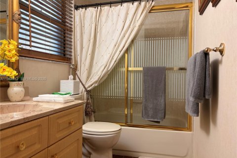 Apartment in Miami, Florida 1 bedroom, 146.6 sq.m. № 2026329 - photo 6