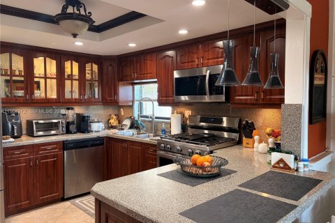 Apartment in Miami, Florida 1 bedroom, 146.6 sq.m. № 2026329 - photo 8