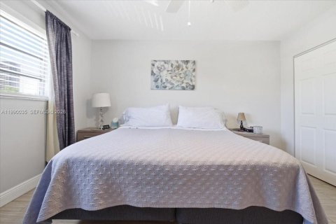 Condominio en venta en Hallandale Beach, Florida, 1 dormitorio, 74.32 m2 № 2057681 - foto 12