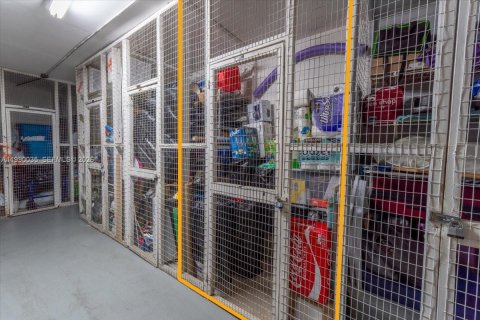 Condominio en venta en Hallandale Beach, Florida, 1 dormitorio, 74.32 m2 № 2057681 - foto 22