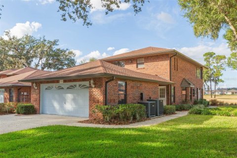 Villa ou maison à Zephyrhills, Floride 3 chambres, 209.96 m2 № 2100405