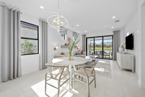 House in Naples, Florida 2 bedrooms, 130.53 sq.m. № 2182491 - photo 8