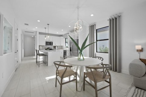 House in Naples, Florida 2 bedrooms, 130.53 sq.m. № 2182491 - photo 10
