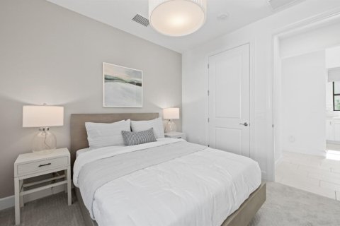 House in Naples, Florida 2 bedrooms, 130.53 sq.m. № 2182491 - photo 7