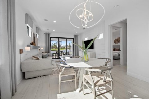 House in Naples, Florida 2 bedrooms, 130.53 sq.m. № 2182491 - photo 9