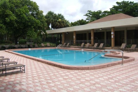 Copropriété à vendre à Deerfield Beach, Floride: 2 chambres, 85.1 m2 № 1942882 - photo 20