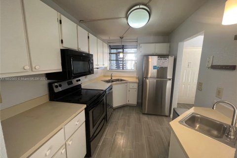 Copropriété à vendre à Deerfield Beach, Floride: 2 chambres, 85.1 m2 № 1942882 - photo 7