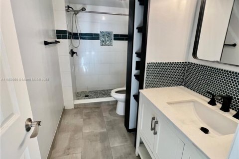 Copropriété à vendre à Deerfield Beach, Floride: 2 chambres, 85.1 m2 № 1942882 - photo 11