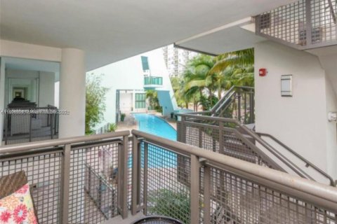 Copropriété à louer à Miami Beach, Floride: 2 chambres, 157.93 m2 № 1745940 - photo 14