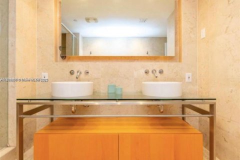 Copropriété à louer à Miami Beach, Floride: 2 chambres, 157.93 m2 № 1745940 - photo 11
