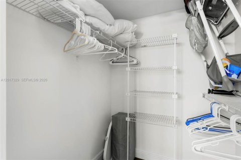 Снять в аренду кондоминиум в Авентура, Флорида 2 спальни, 109.62м2, № 2247553 - фото 20