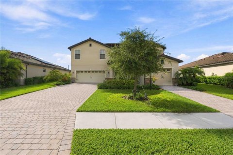 Casa en venta en Bradenton, Florida, 5 dormitorios, 309.92 m2 № 2387738 - foto 3
