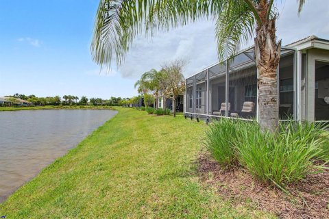 House in Port St. Lucie, Florida 2 bedrooms, 159.42 sq.m. № 2085257 - photo 21