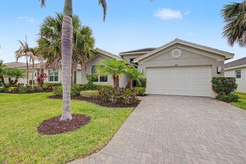 House in Port St. Lucie, Florida 2 bedrooms, 159.42 sq.m. № 2085257 - photo 4