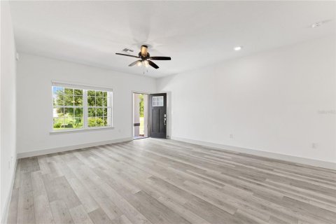 House in Ocala, Florida 4 bedrooms, 155.98 sq.m. № 1855954 - photo 3