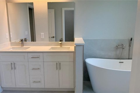 House in Ocala, Florida 4 bedrooms, 155.98 sq.m. № 1855954 - photo 17