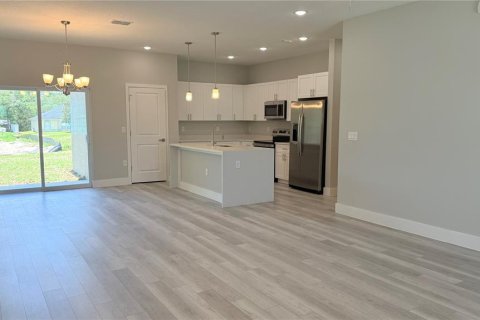 House in Ocala, Florida 4 bedrooms, 155.98 sq.m. № 1855954 - photo 4