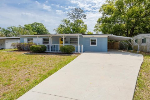 House in Jacksonville, Florida 4 bedrooms, 156.91 sq.m. № 2253884 - photo 2