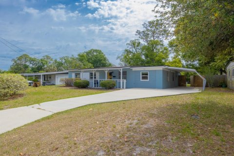 House in Jacksonville, Florida 4 bedrooms, 156.91 sq.m. № 2253884 - photo 3
