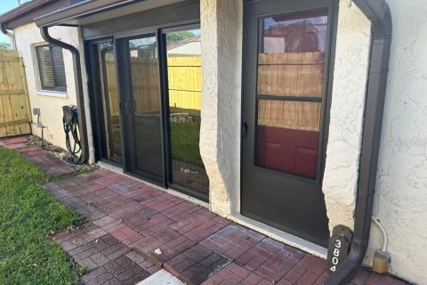 House in Clearwater, Florida 2 bedrooms, 88.26 sq.m. № 1659622 - photo 24