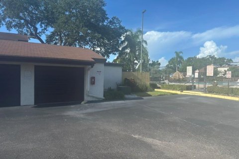 House in Clearwater, Florida 2 bedrooms, 88.26 sq.m. № 1659622 - photo 25
