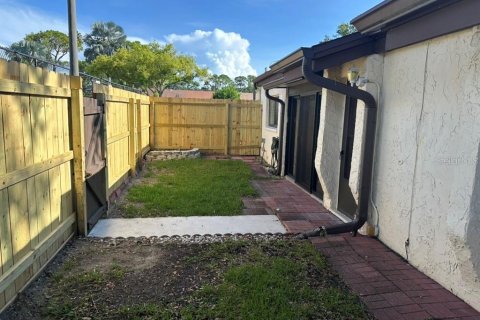 House in Clearwater, Florida 2 bedrooms, 88.26 sq.m. № 1659622 - photo 28