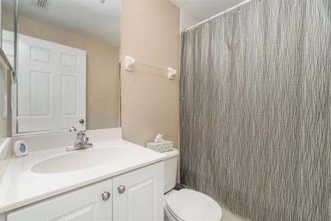 Condo in Fort Myers, Florida, 2 bedrooms  № 1810428 - photo 10