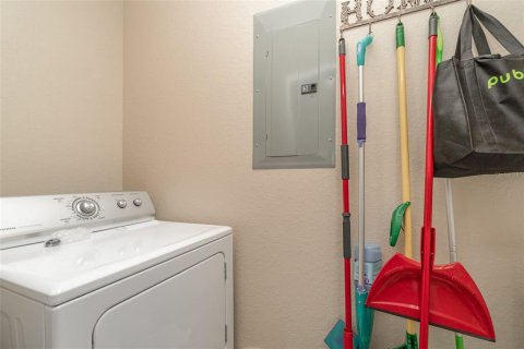 Condo in Fort Myers, Florida, 2 bedrooms  № 1810428 - photo 11