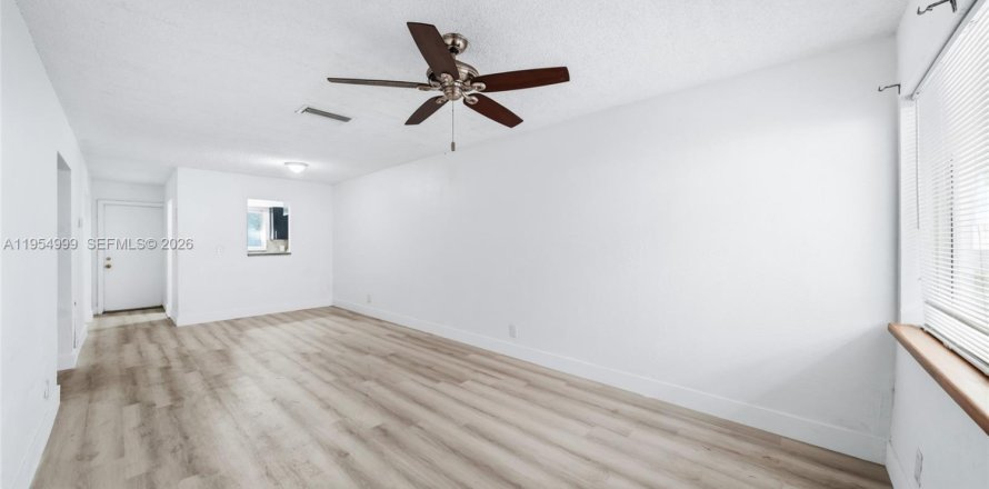 Villa ou maison à Fort Lauderdale, Floride 2 chambres, 74.32 m2 № 2010931