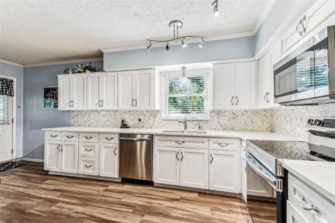 Condo in Clearwater, Florida, 2 bedrooms  № 1904252 - photo 14