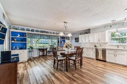 Condo in Clearwater, Florida, 2 bedrooms  № 1904252 - photo 10