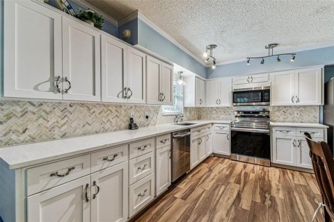 Condo in Clearwater, Florida, 2 bedrooms  № 1904252 - photo 12