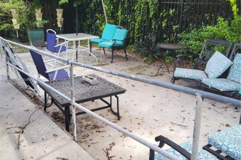 Propiedad comercial en venta en Sunrise, Florida № 2089925 - foto 13