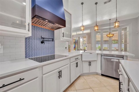 Casa en venta en Eustis, Florida, 5 dormitorios, 329.52 m2 № 1899620 - foto 19
