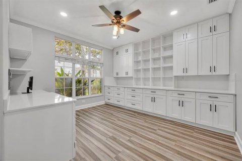 Casa en venta en Eustis, Florida, 5 dormitorios, 329.52 m2 № 1899620 - foto 7