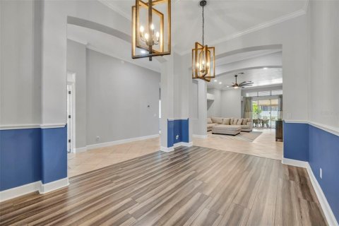 Casa en venta en Eustis, Florida, 5 dormitorios, 329.52 m2 № 1899620 - foto 6