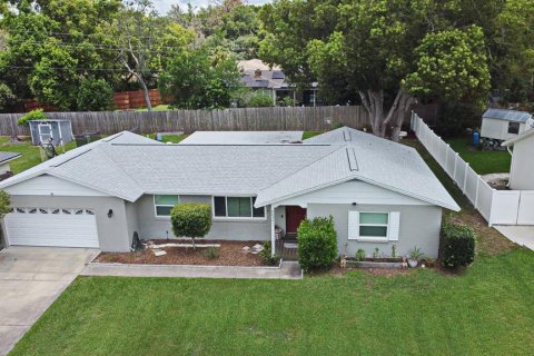 House in Longwood, Florida 3 bedrooms, 157 sq.m. № 1810357 - photo 2