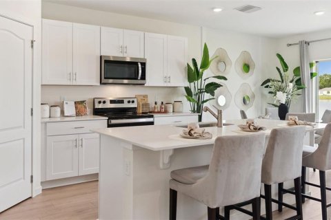 Casa en venta en Apopka, Florida, 5 dormitorios, 241.64 m2 № 2384002 - foto 10
