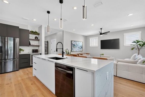 Villa ou maison à vendre à Tampa, Floride: 5 chambres, 292.83 m2 № 1913607 - photo 16